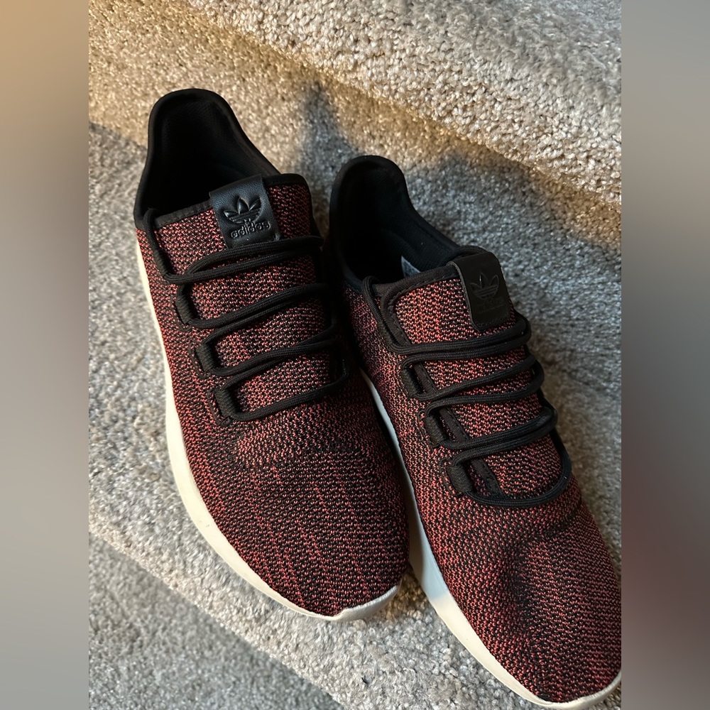 Adidas - Picture 3 of 4